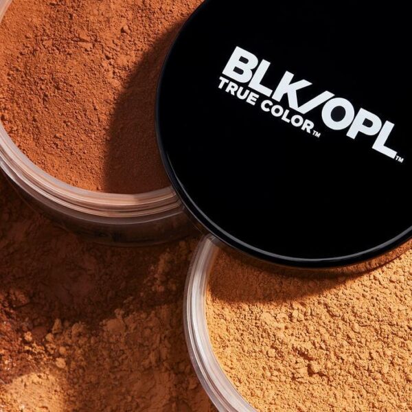 BLACK OPAL TRUE COLOUR SOFT VELVET FINISHING POWDER