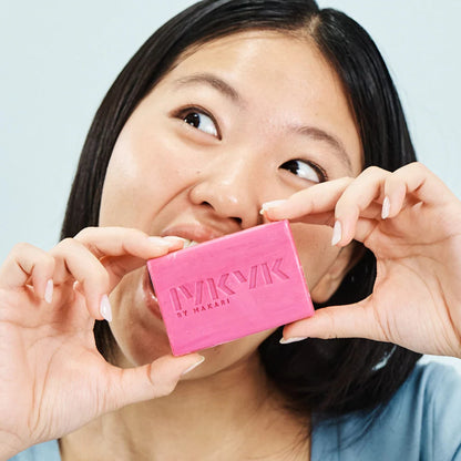 Makari IYKYK Niacinamide Facial Cleansing Bar 100mg