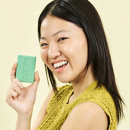 Makari IYKYK Ginger Cleansing Bar 100mg